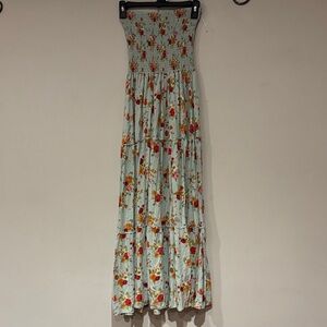 Sunday Mi Amor M Floral Maxi Dress